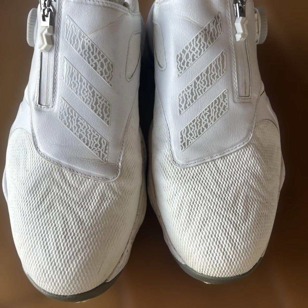 美品　ボア ゴルフシューズ boost 人気 カチカチ　　2回使用　早い者勝ち‼️