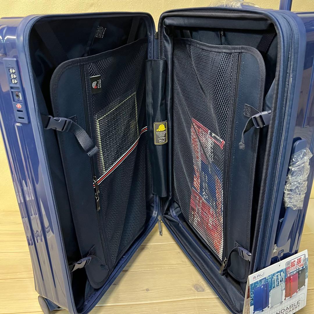 22 A.L.I. スーツケース ネイビー　56L