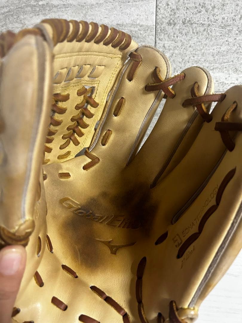ミズノプロ　グローバルエリート 硬式　グラブ　内野手用 サイズ10 ブロンド