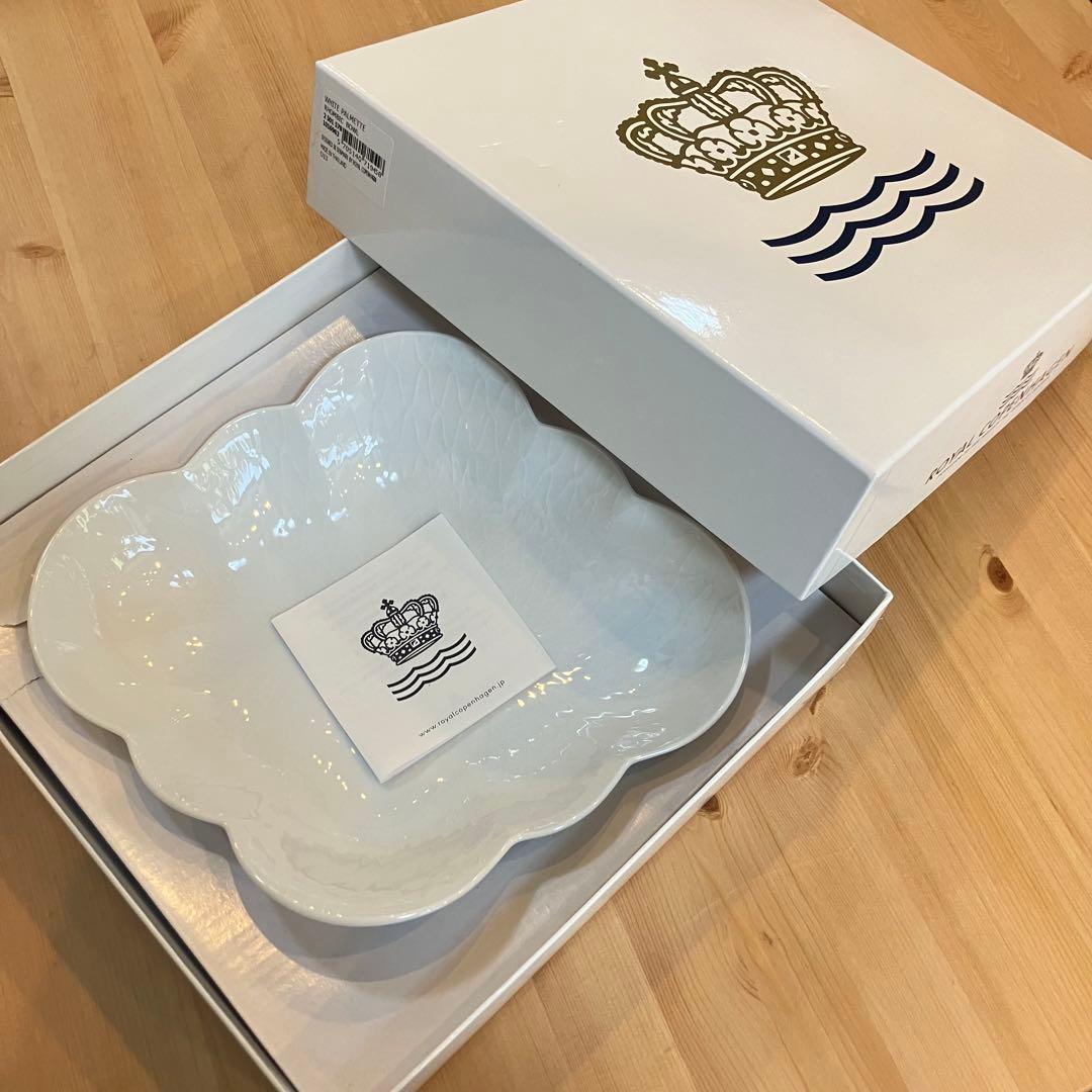 A2G53□ロイヤルコペンハーゲン ホワイトパルメッテ フラワーボウル 箱