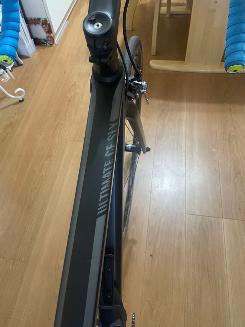 【直接引き取り】canyon ULTIMATE CF SLX 8.0 リム　XS