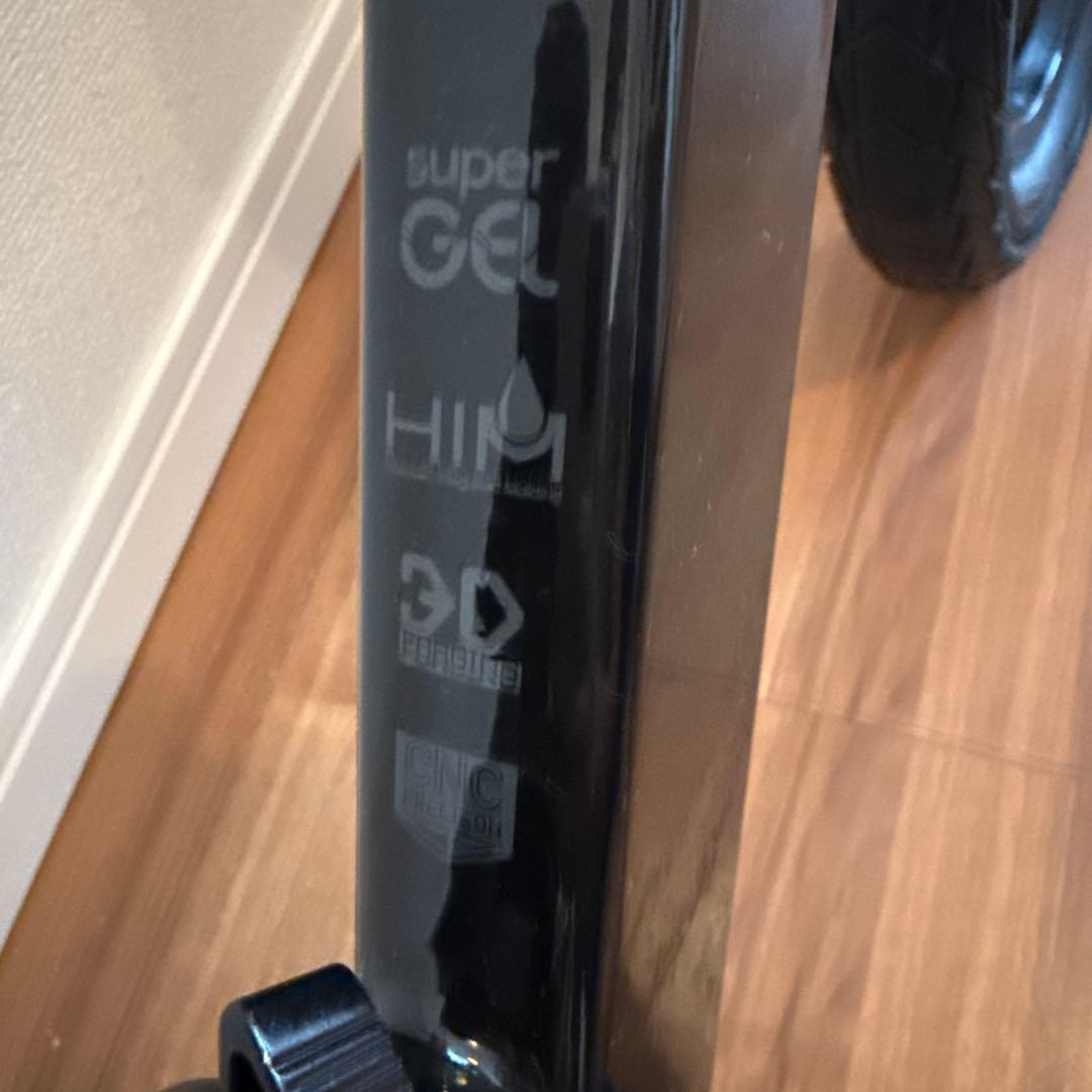 競技用バランスバイク、日本未入荷】bike8 黒/銀モデル Amazon.co.jp