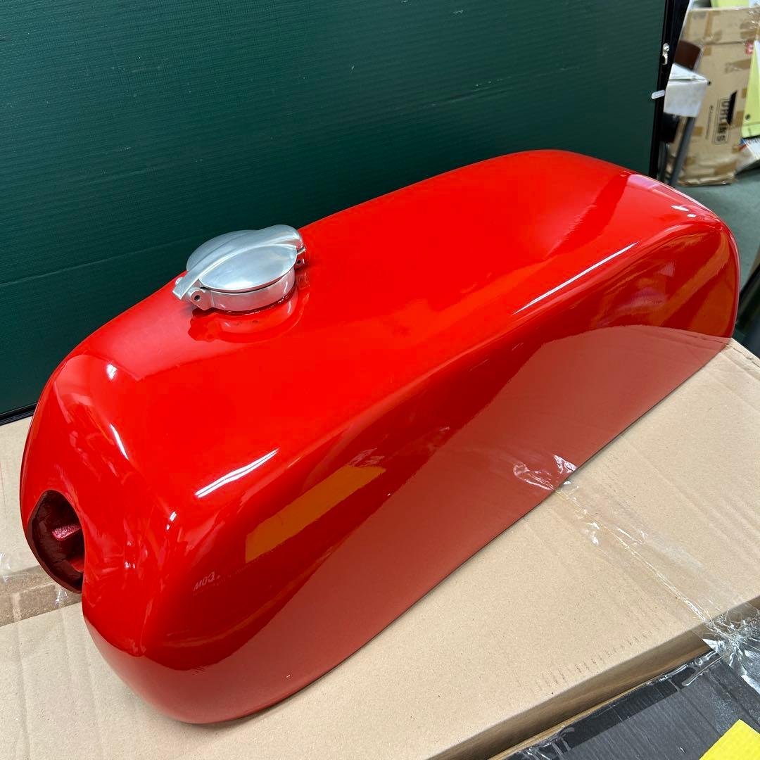 FRP製 赤のバイクタンク GB250クラブマン用 ロング型 未使用 - メルカリ