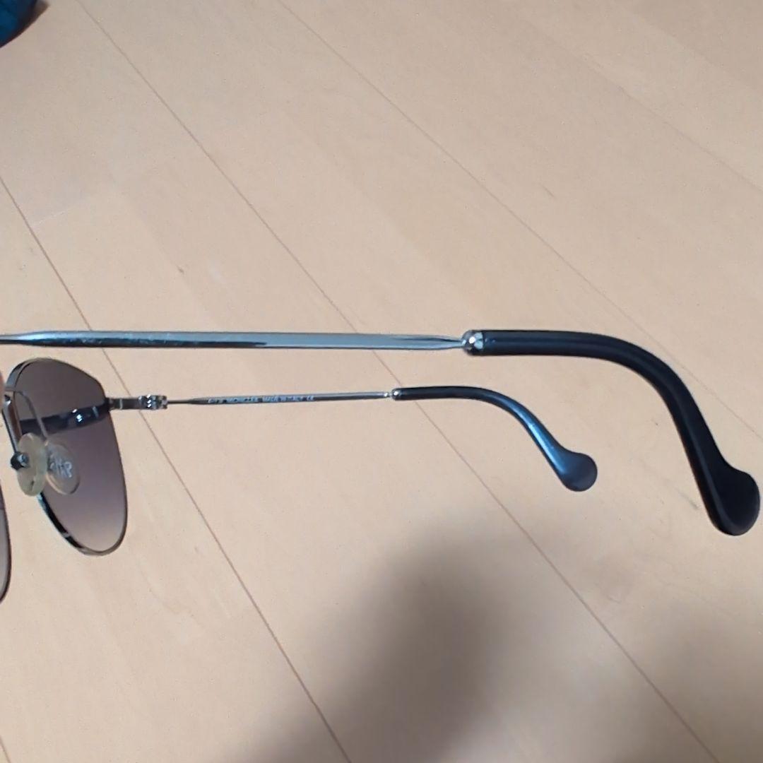 MONCLER　キャットアイサングラス メタルフレーム グレー