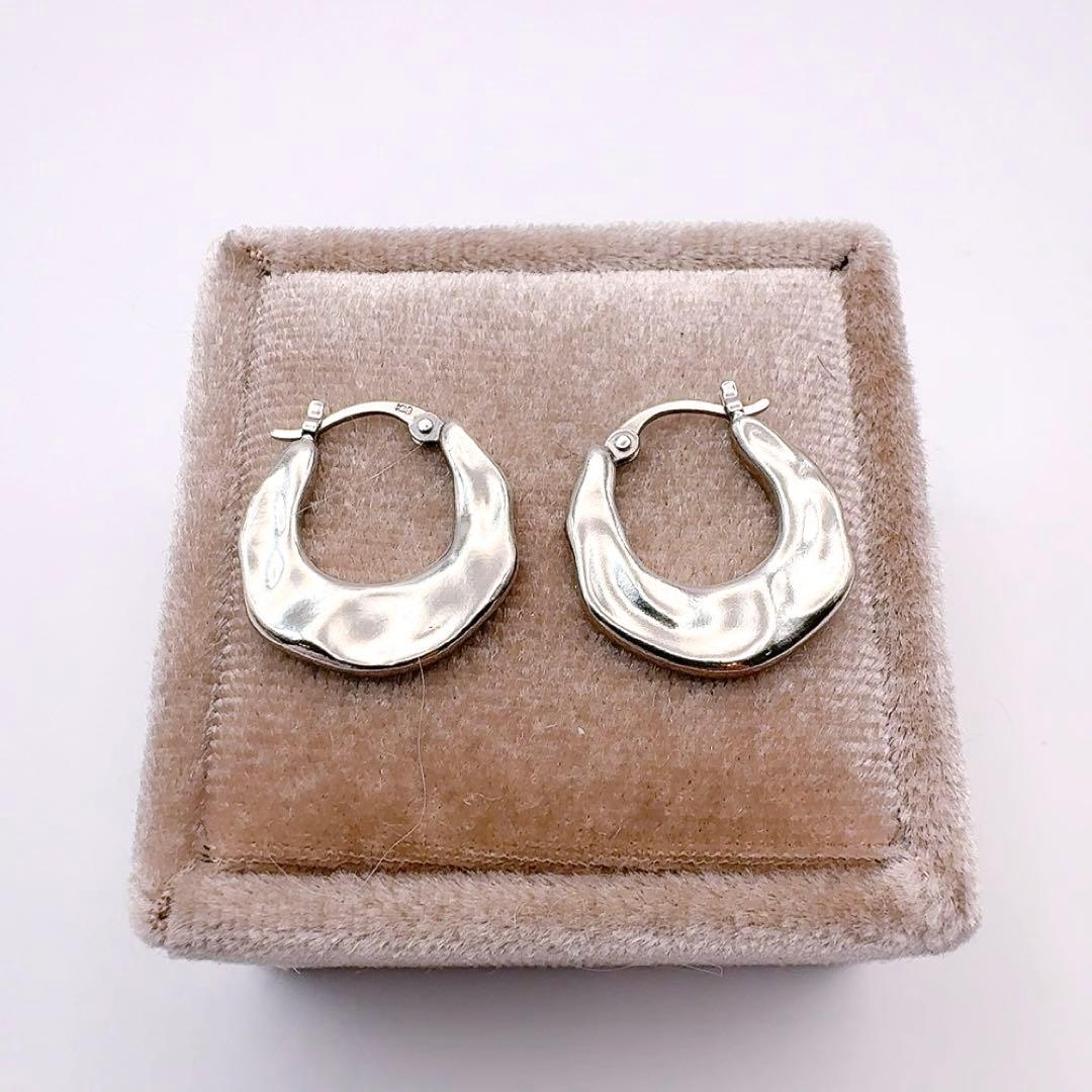 ete エテ フープピアス オーガニックシェイプ ムーン K18 SV925 - メルカリ