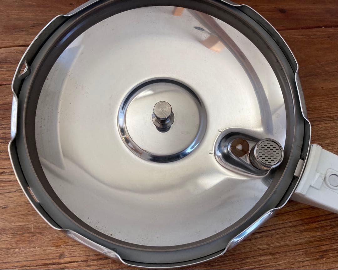 アサヒ軽金属工業 活力なべ 5.5L 圧力鍋（ガス火／IH対応）