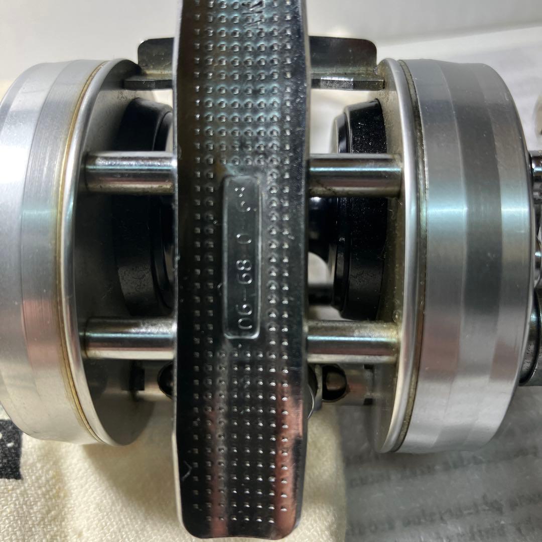 値下げ中　アブ　アンバサダー2500C ABU スウェーデン製