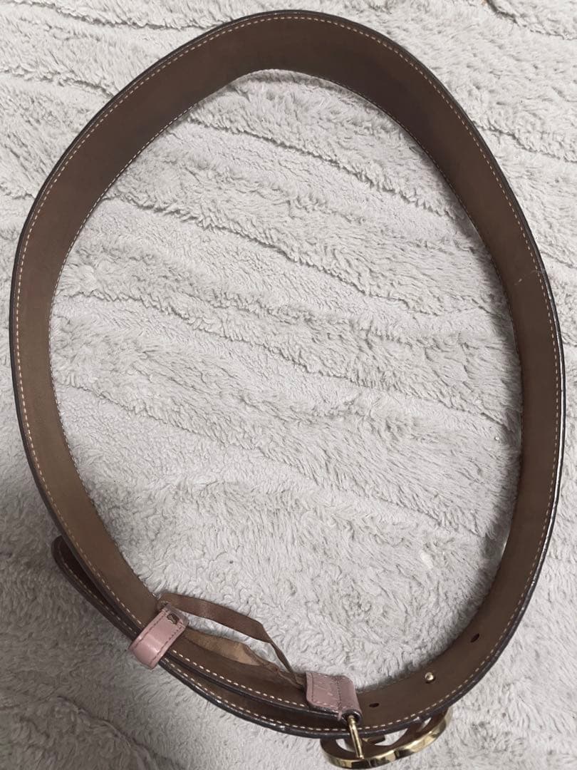 美品GUCCI ダブルGロゴ ピンクレザーベルト