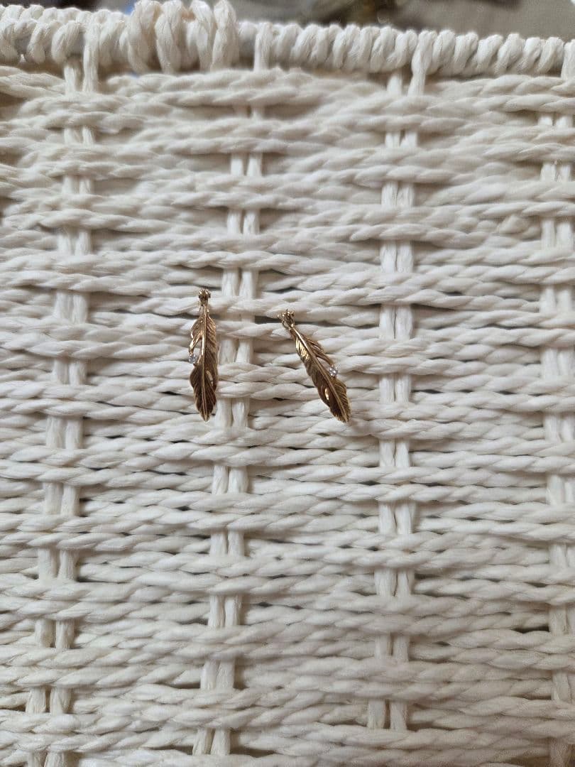 agete フェザー フープ ピアス　チャーム　セット