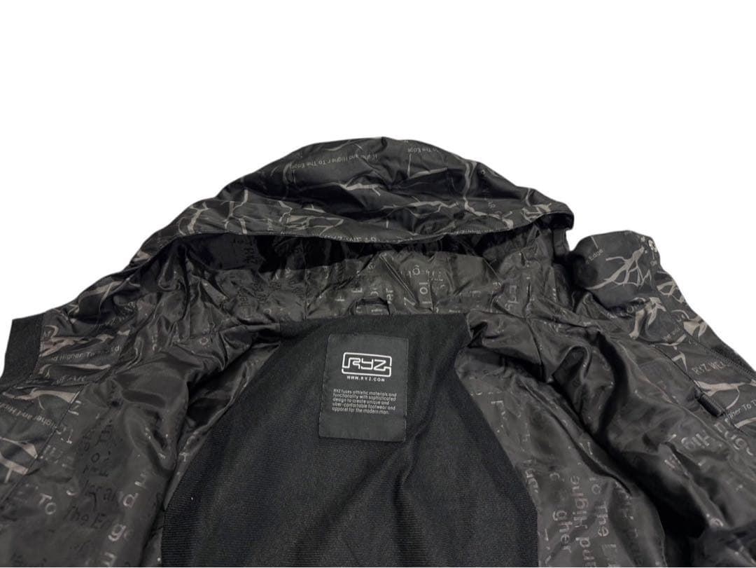 ■ RYZ スノーボードウェア CSB ブーツ グローブ ゴーグル