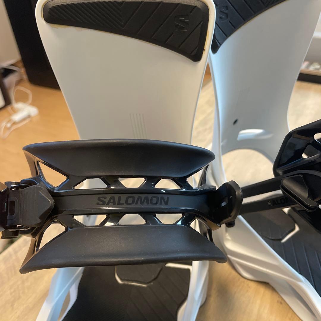 SALOMON スノーボードビンディング