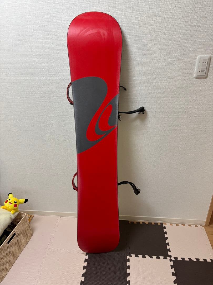 スノーボード 板＋ビンディング セット 赤／ブラック 中古