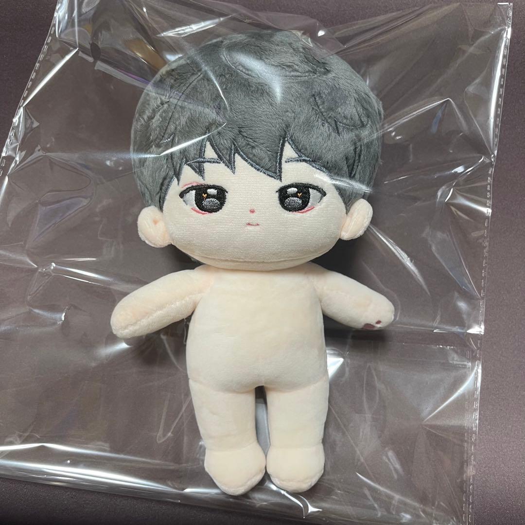 ウォヌ ぬいぐるみ 10cm 新品 マスター セブチ seventeen ウォヌ