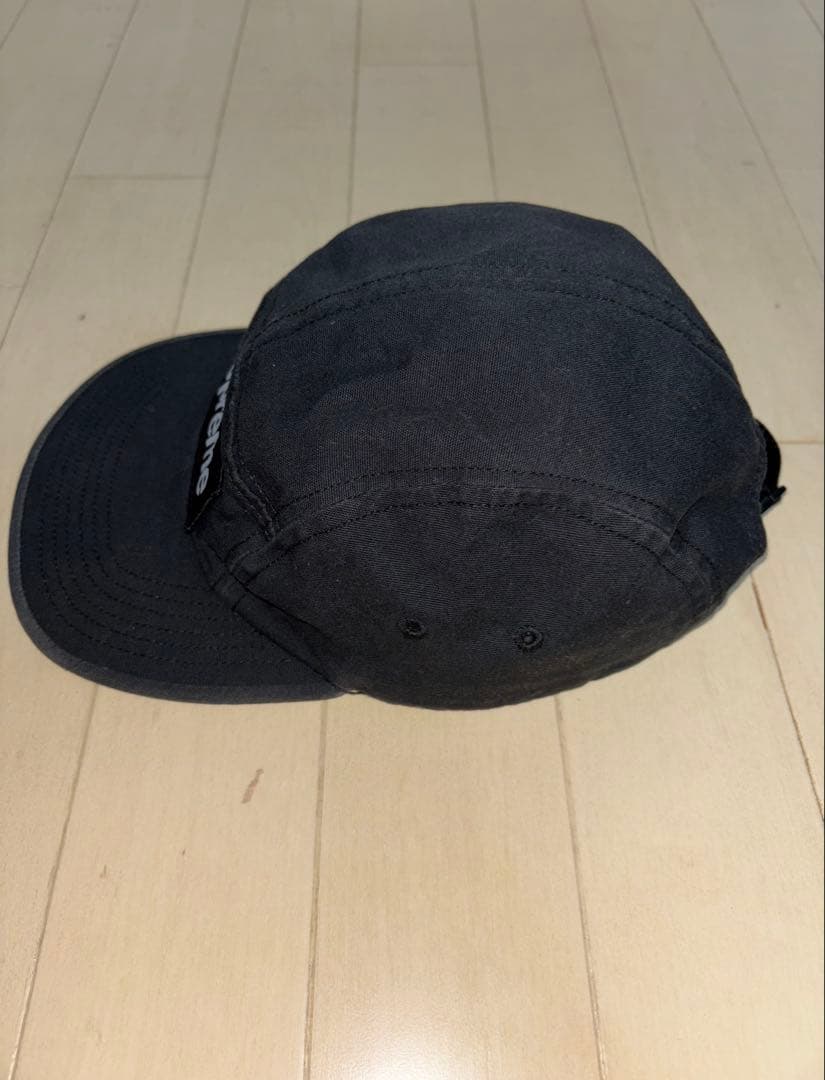 m　Supreme ブラック キャップ