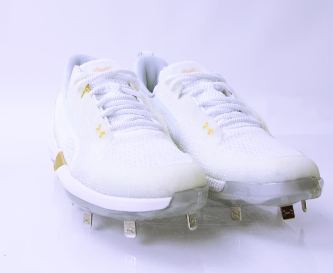 新品☆USA限定☆アンダーアーマー☆野球用ブライス・ハーパー6☆27cm