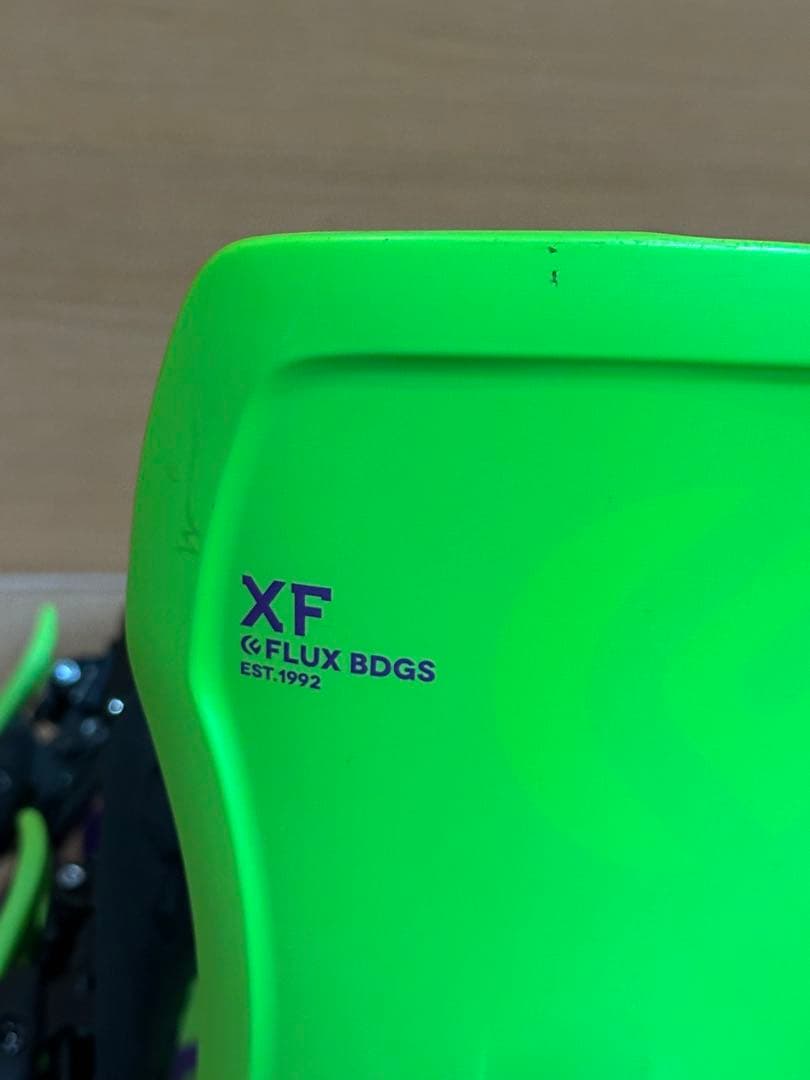 FLUX XF Sサイズ　22-23モデル15回ほど使用