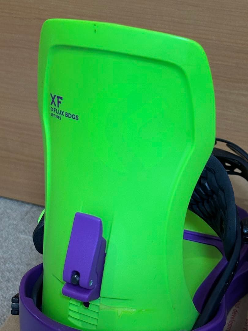 FLUX XF Sサイズ　22-23モデル15回ほど使用