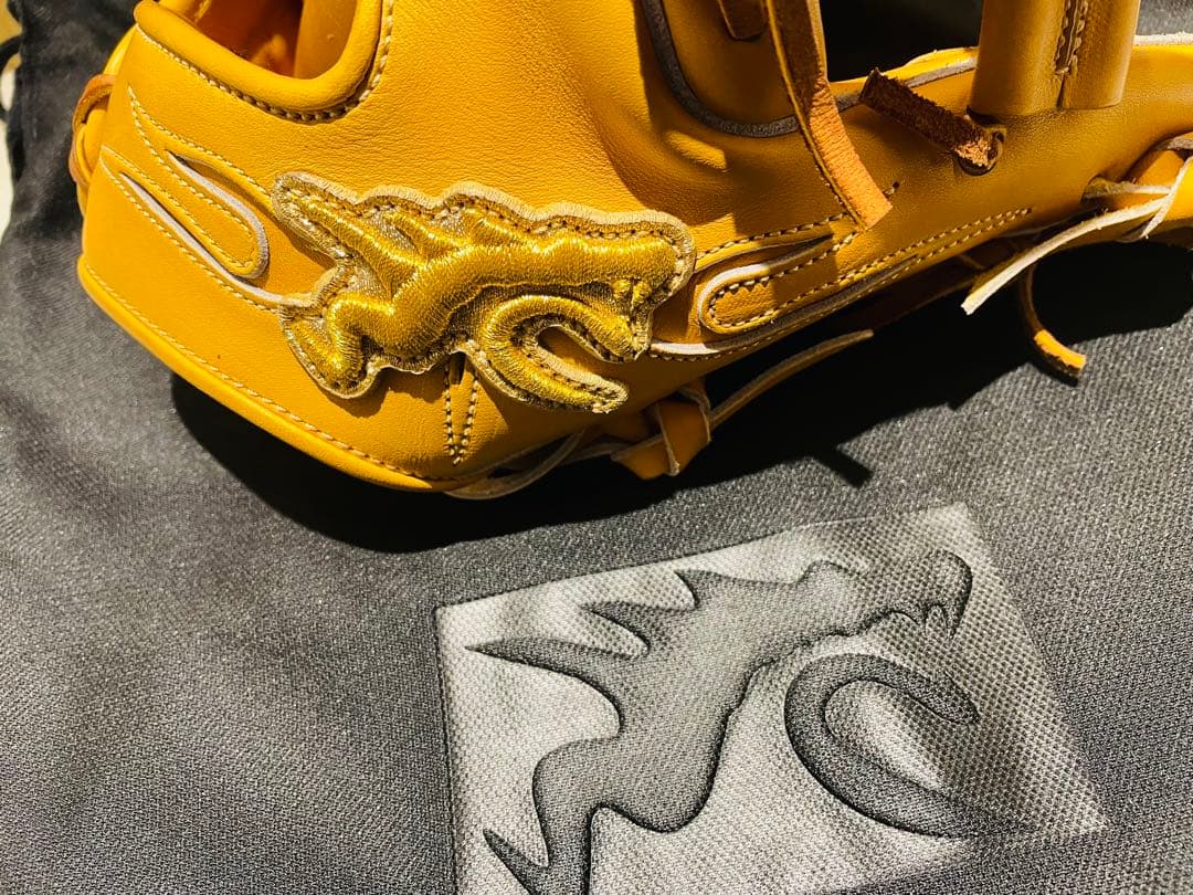 RYU 硬式グラブ KIC／遊撃〜三塁対応｜美品に近い RYU 硬式グラブ