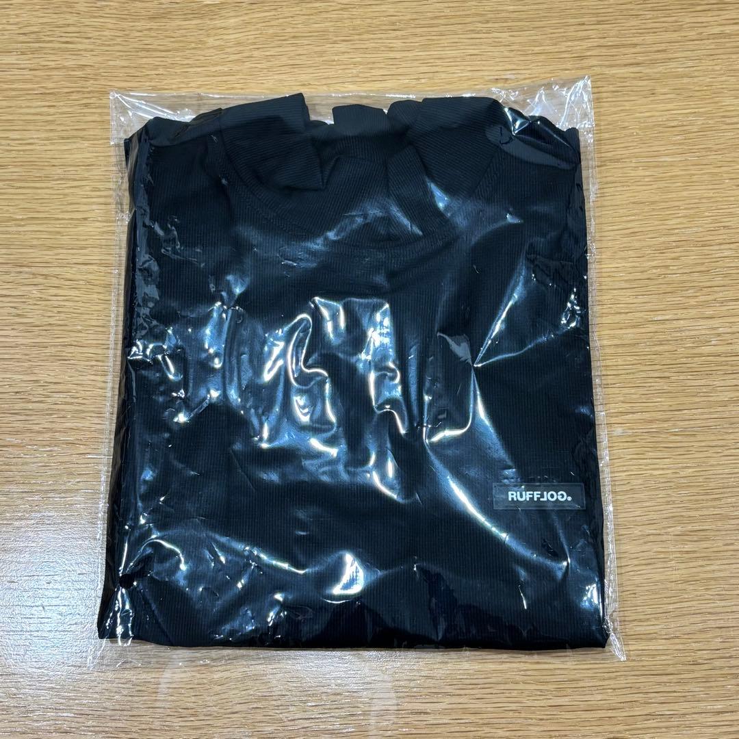 RUFFLOG 25S VERTICAL ロゴモック ネックシャツ ブラック M