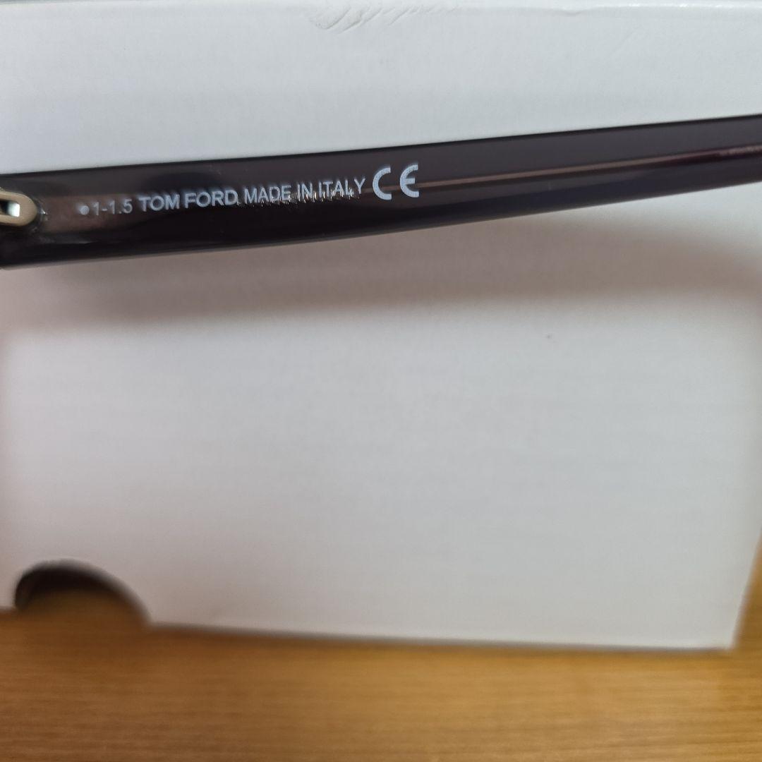 TOM FORD グレー・ブラウン サングラス