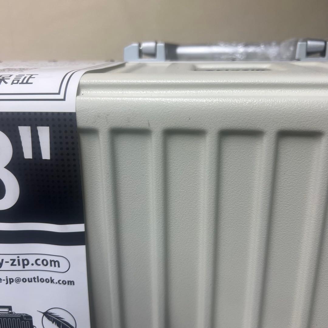 16 AnyZipキャリーケース　Lサイズ　90L