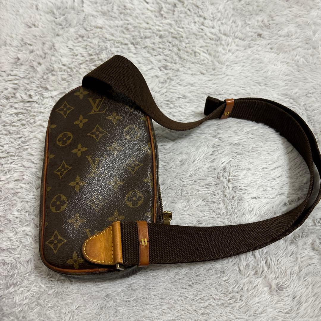 ルイヴィトン　LOUIS VUITTON　ポシェットガンジュ　モノグラム