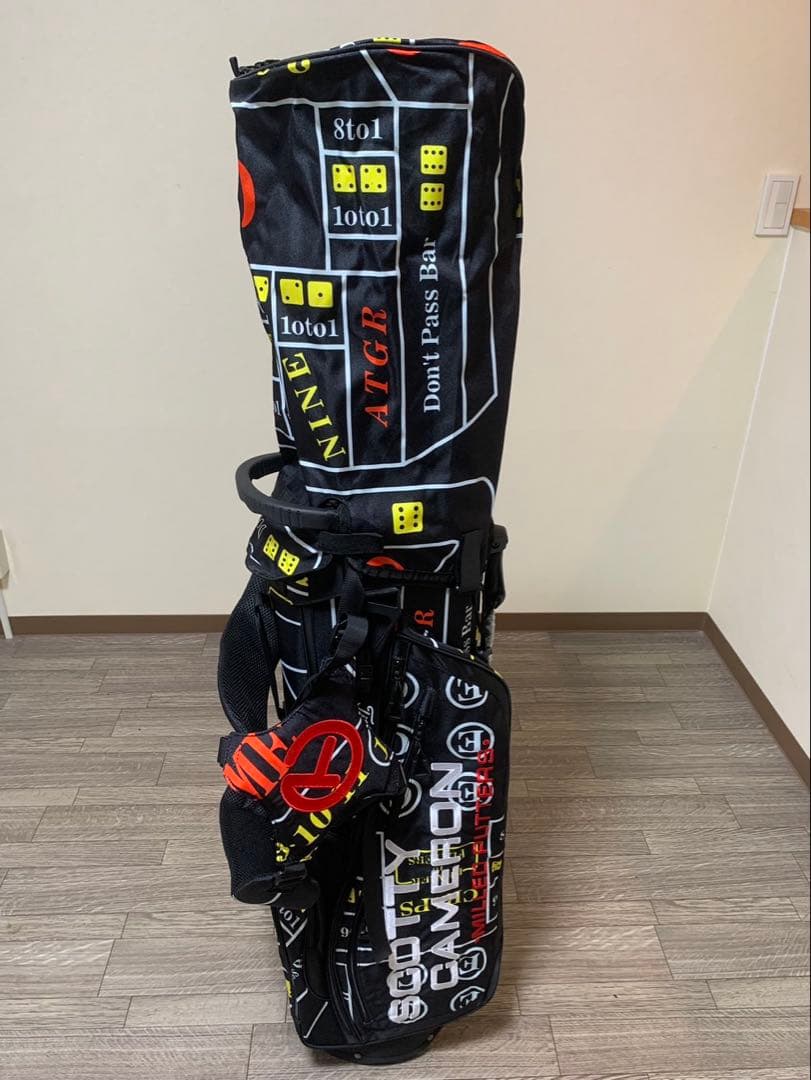 スタンド式キャディバック　2024PGAツアー記念モデル『ナイトギャンブラー』