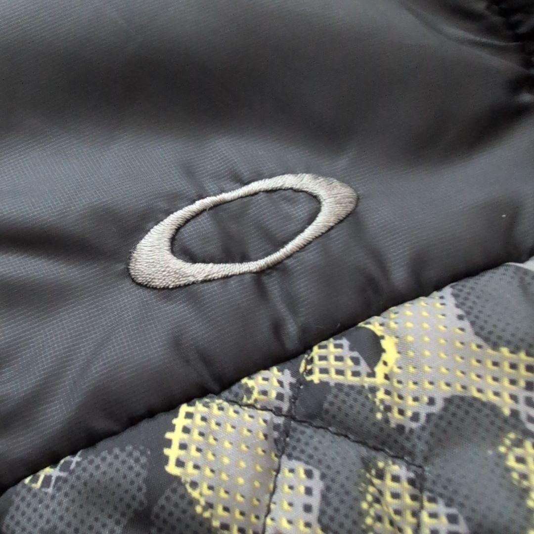 【極美品】オークリーゴルフ　2wayフルジップダウンジャケット　迷彩柄　M