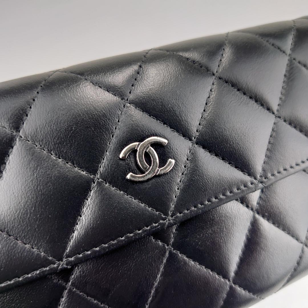 【美品】シャネル　マトラッセ　フラップ長財布　ラムスキン　1208