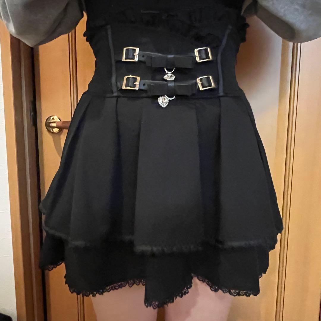 LIZLISA 2連ベルトスカパン - メルカリ