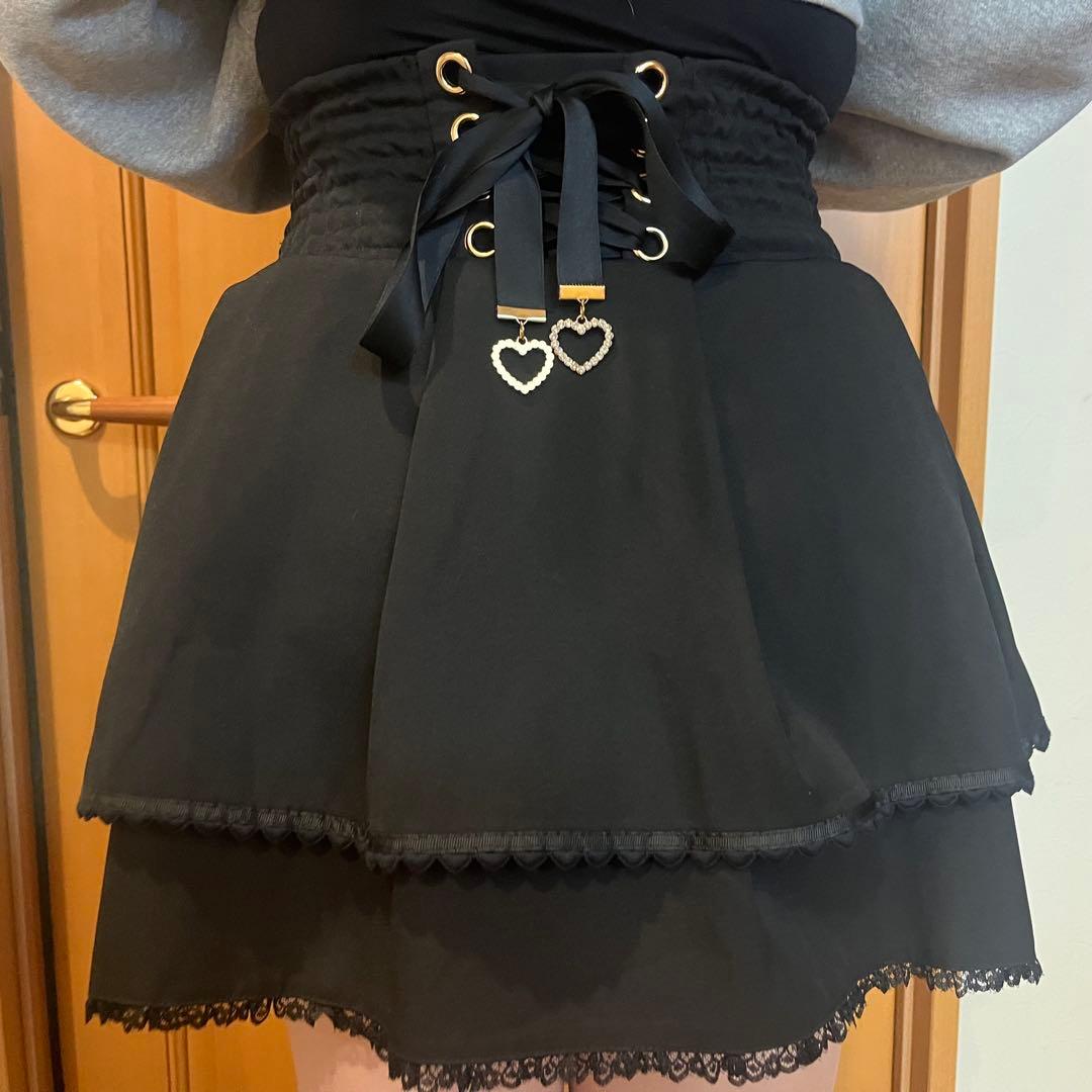 LIZLISA 2連ベルトスカパン - メルカリ