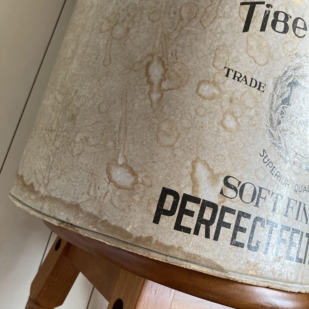 アンティークハットボックス　ハットボックス　アンティーク　蚤の市　古道具