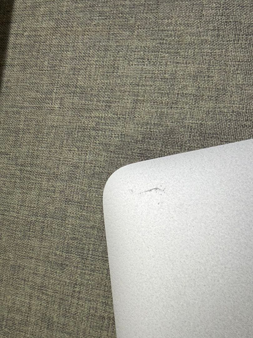 macbook 12インチ　m3-8-256 バッテリー不具合　ジャンク扱い