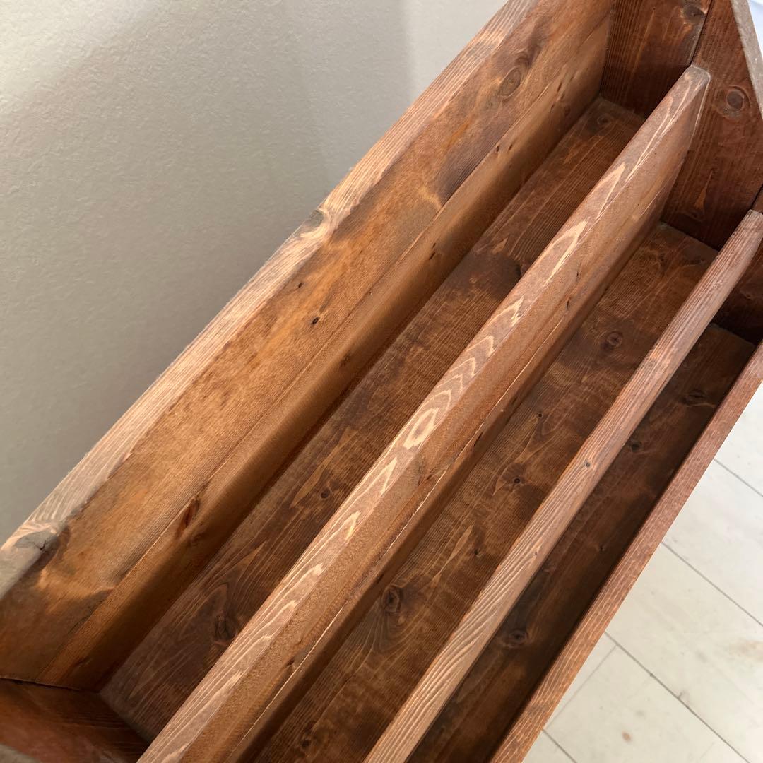 ラック　　ハンドメイド絵本棚