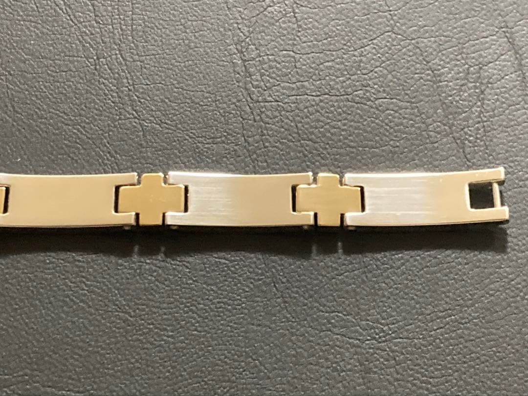 プチシルマのジュエリーコレクション ハンドレッドテニスコンビdi：M レダシルマ