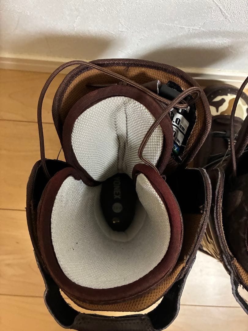 【未使用品】YONEX RELISH BOA 23㎝ スノボブーツ　レディース