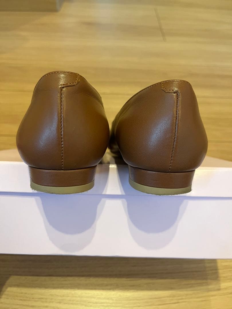 DIANA ブラウン スクエアトゥ ローファー