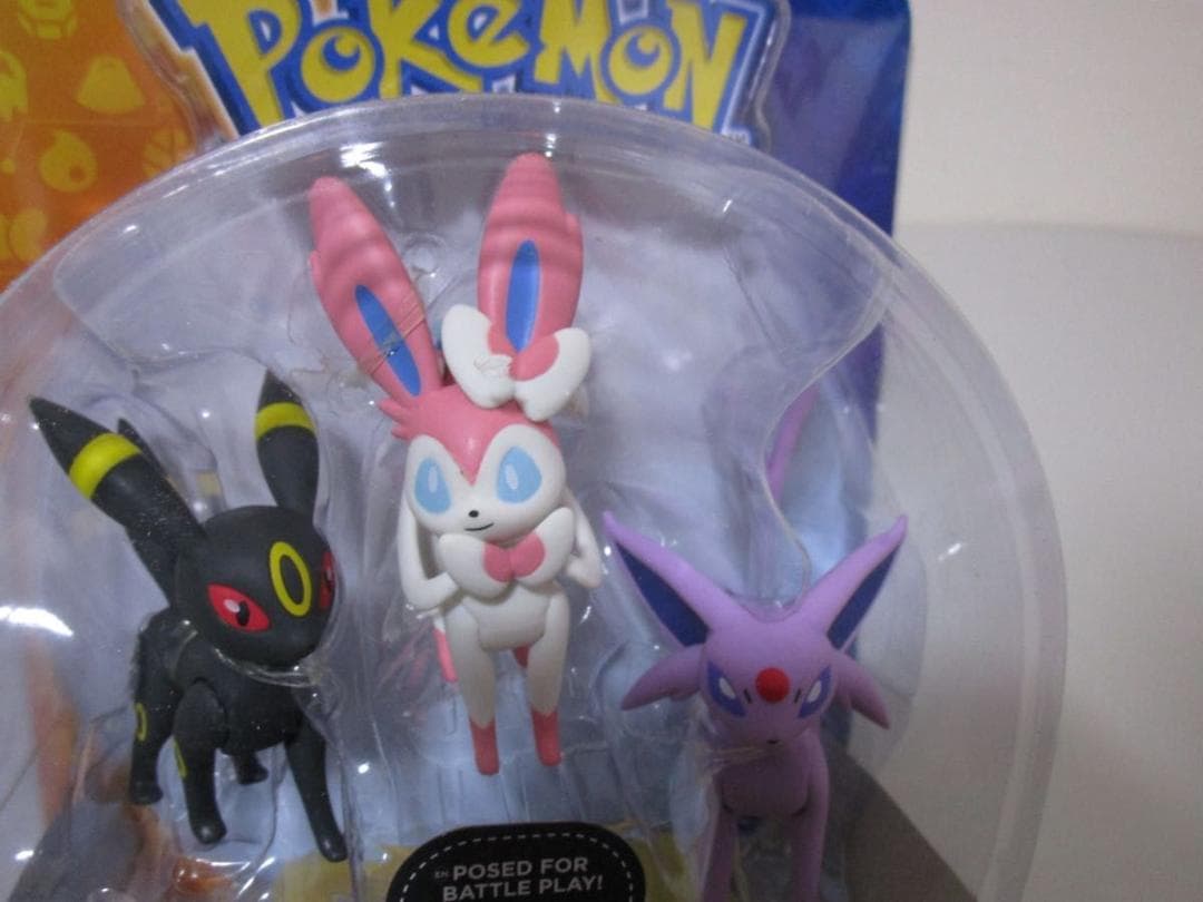 ニンフィア エーフィ ブラッキー 海外フィギュア TOMY ポケモン