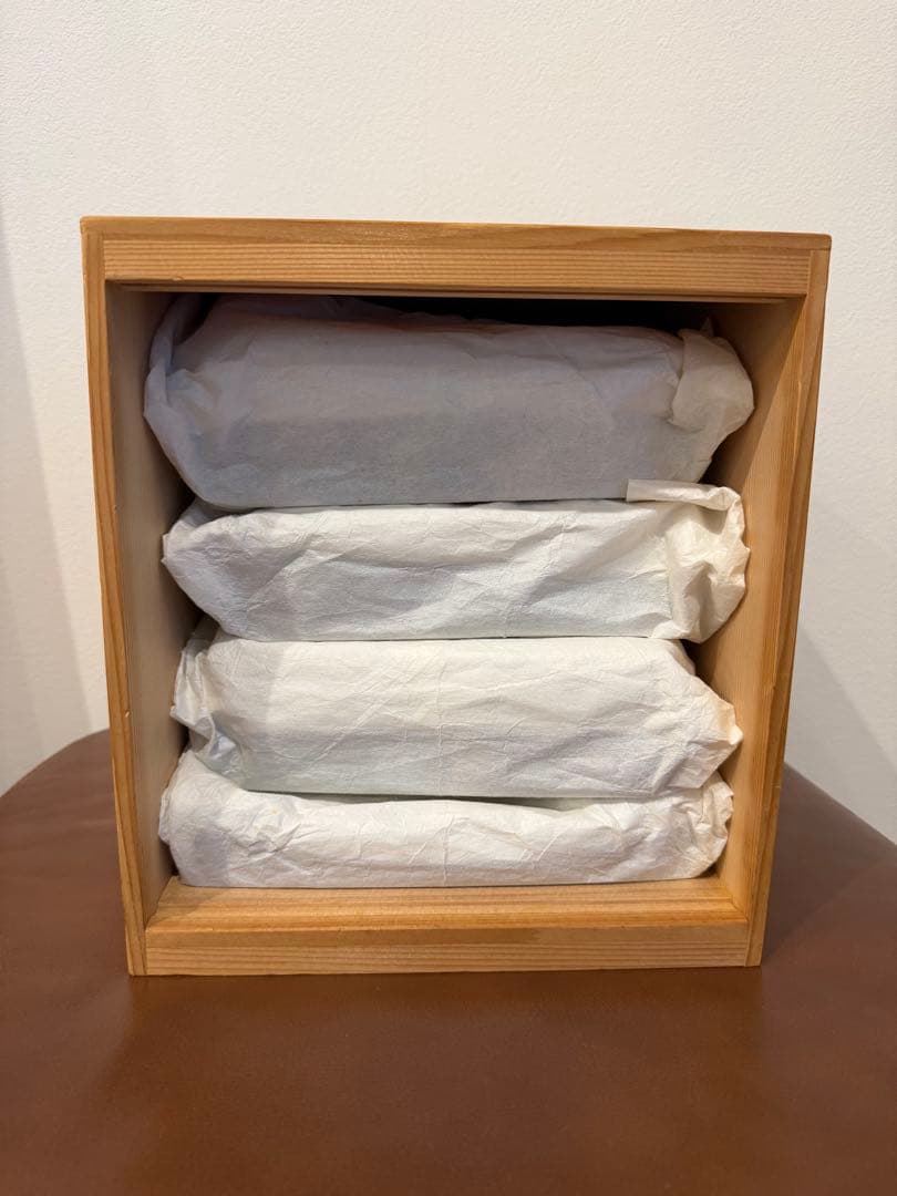 輪島塗 漆器 3段重箱 共箱・台座付き