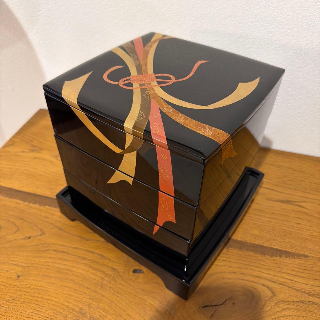 輪島塗 漆器 3段重箱 共箱・台座付き
