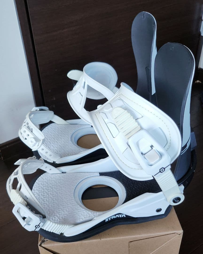 UNIONストラータSTRATAバインディングMサイズ美品