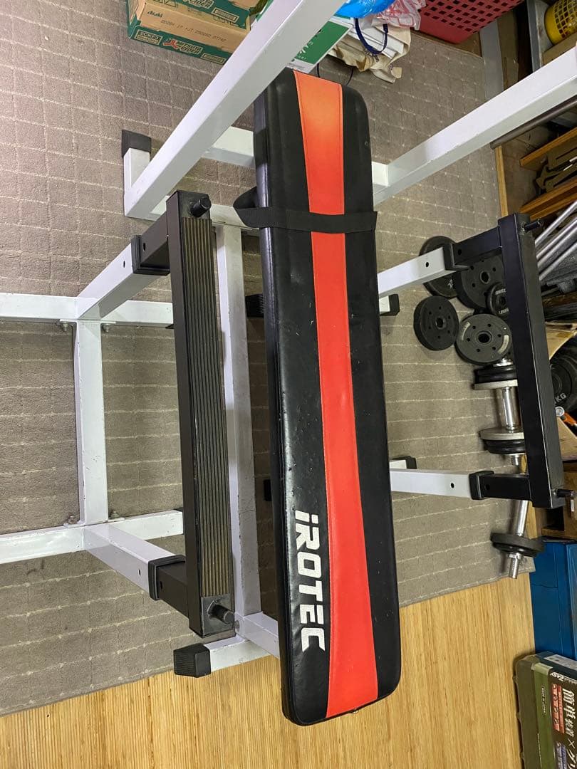 shiro　IROTEC トレーニングベンチ 黒と赤　ignioダンベル