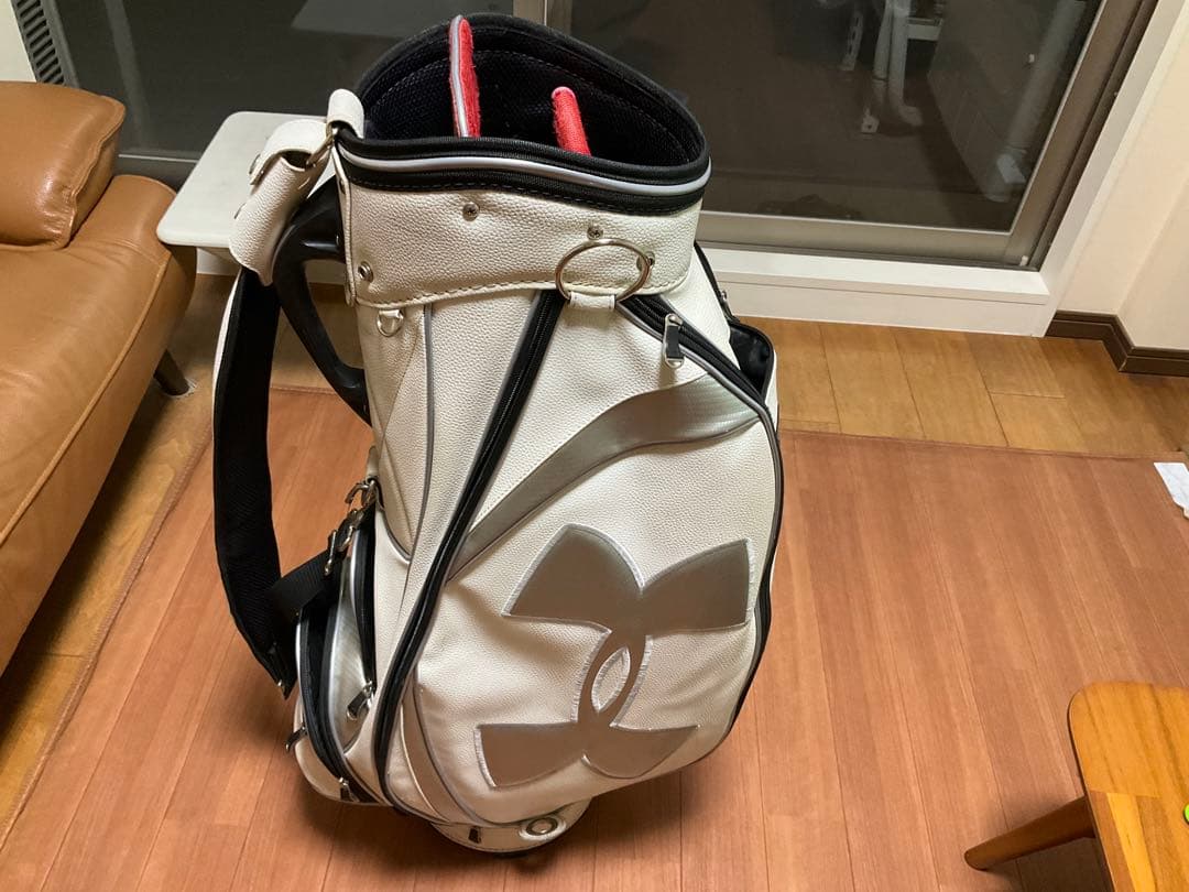 UNDER ARMOUR キャディバッグ ホワイト 9型 UAロゴ ゴルフ