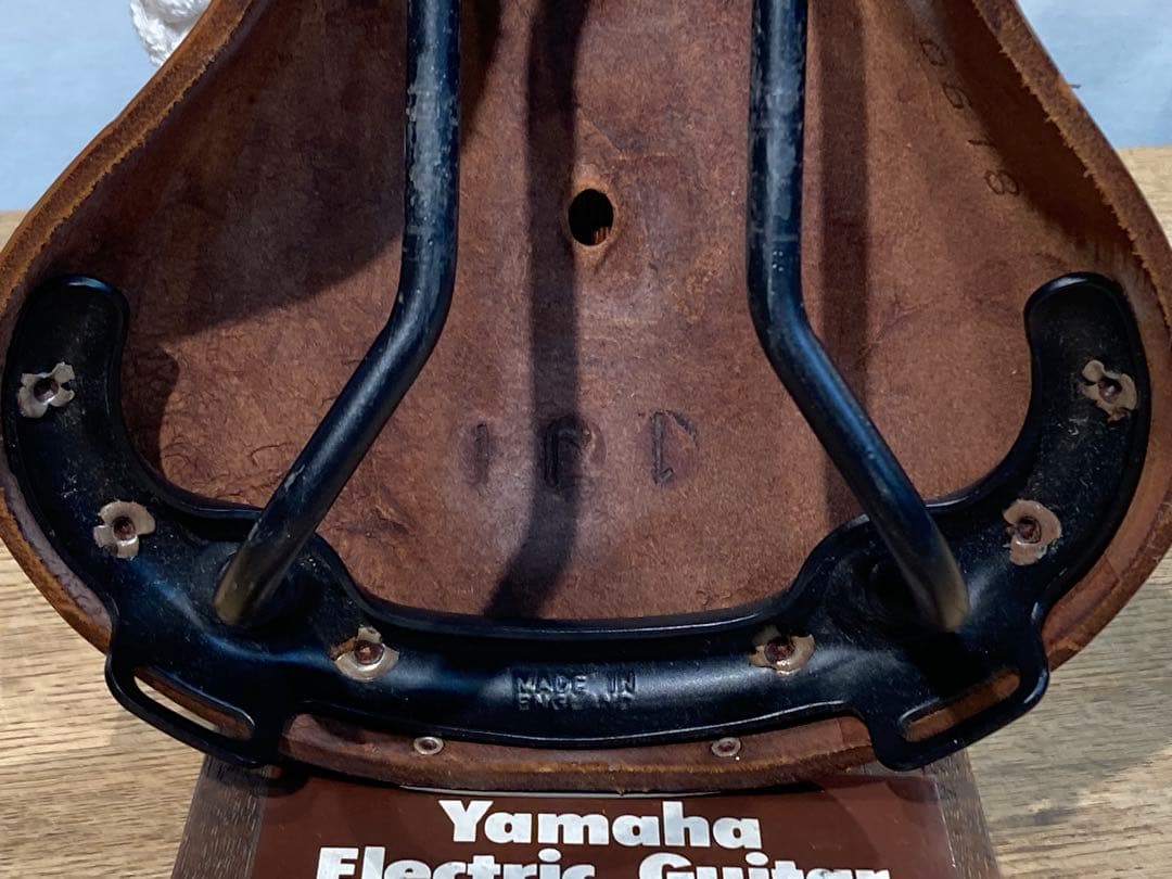 ブルックス B17 チャンピオン スタンダードBROOKS レザーサドルブラウン