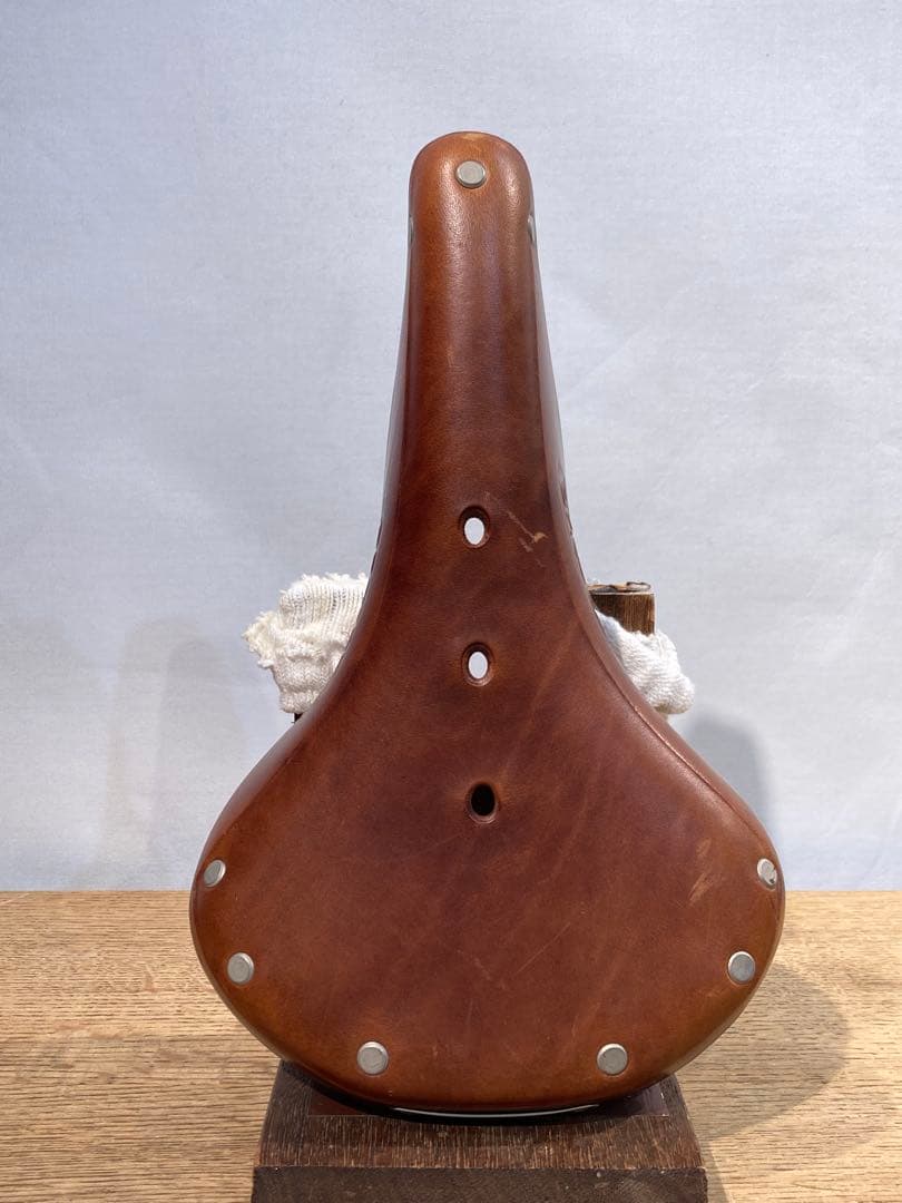 ブルックス B17 チャンピオン スタンダードBROOKS レザーサドルブラウン