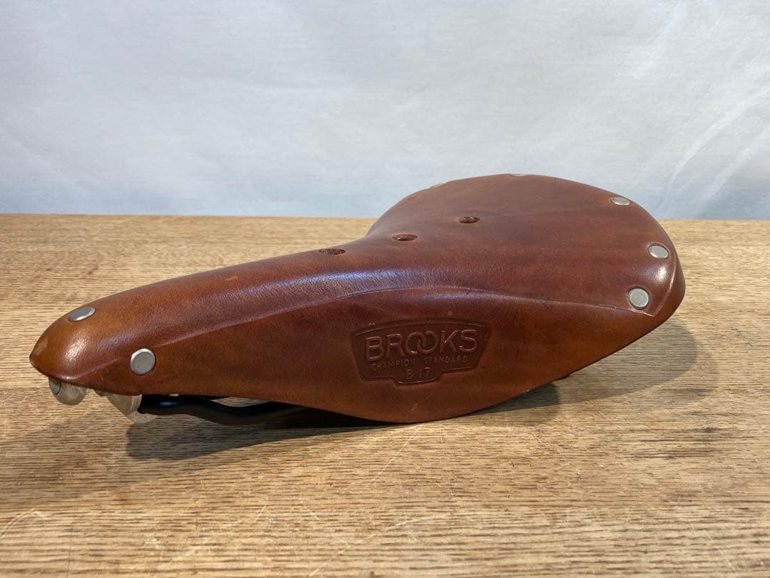 ブルックス B17 チャンピオン スタンダードBROOKS レザーサドルブラウン