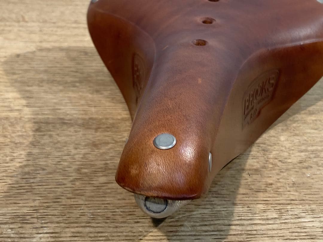 ブルックス B17 チャンピオン スタンダードBROOKS レザーサドルブラウン