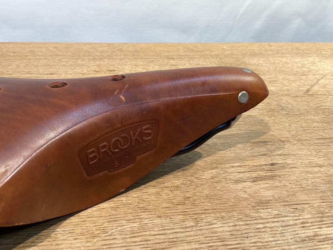 ブルックス B17 チャンピオン スタンダードBROOKS レザーサドルブラウン