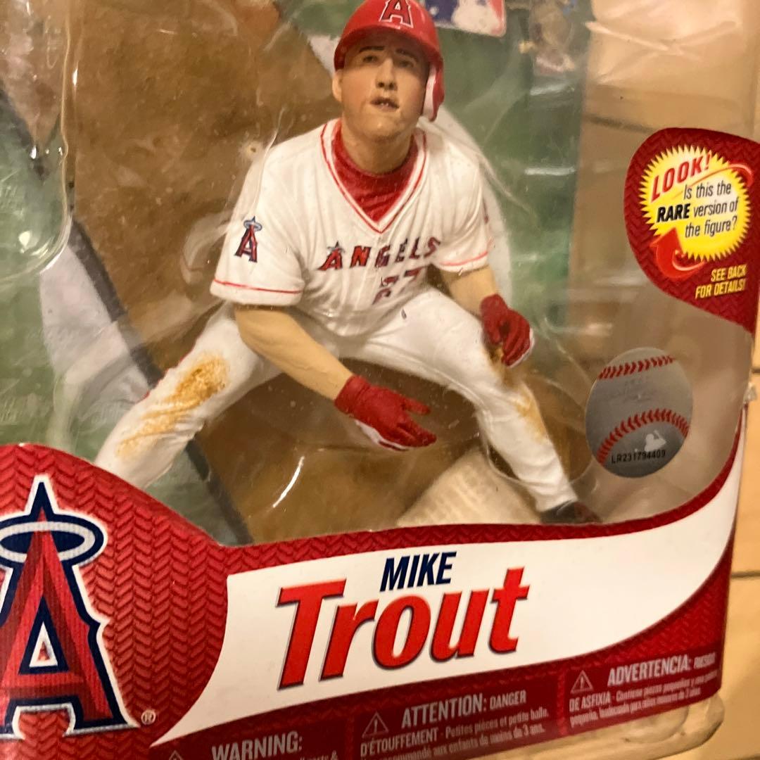 MLB フィギュア  マイク　トラウト