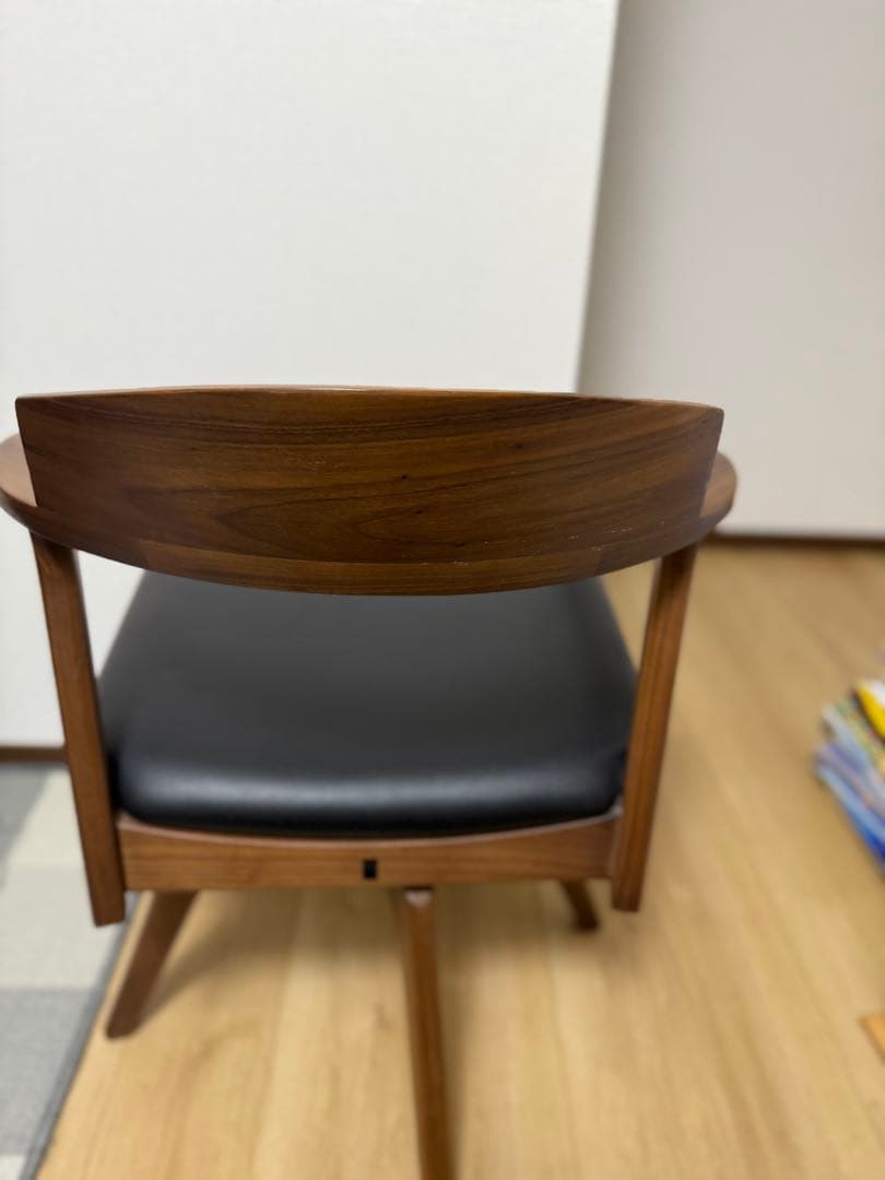 かねたや　ダイニングチェア④回転椅子